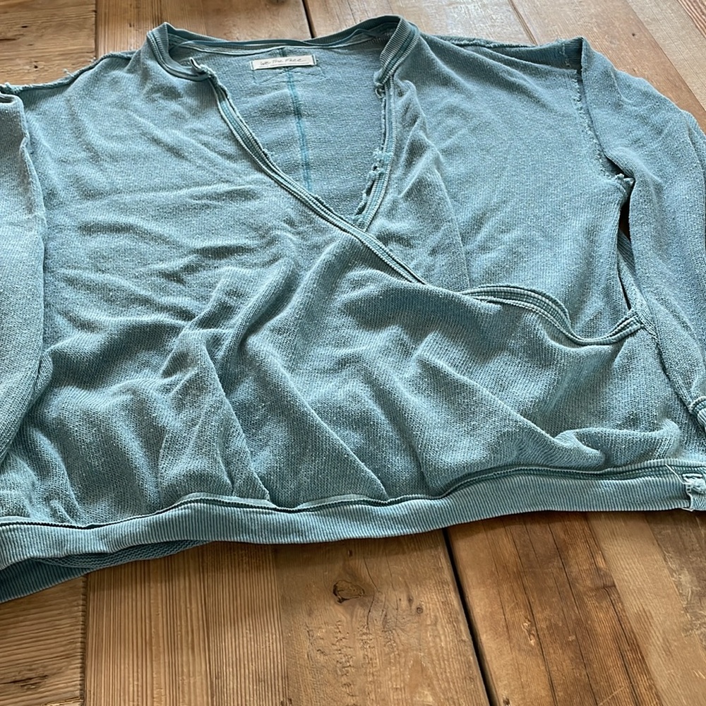Free People Pullover - Picture 5 of 6